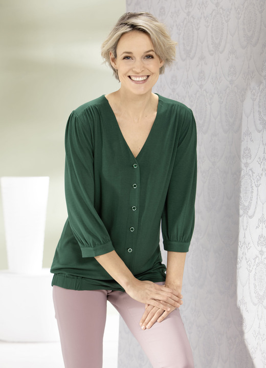 3/4-Arm - Shirtbluse mit durchgehender Knopfleiste in 2 Farben 3/4-Arm - Shirtbluse mit durchgehender Knopfleiste in 2 Farben, in Größe 036 bis 052, in Farbe GRÜN