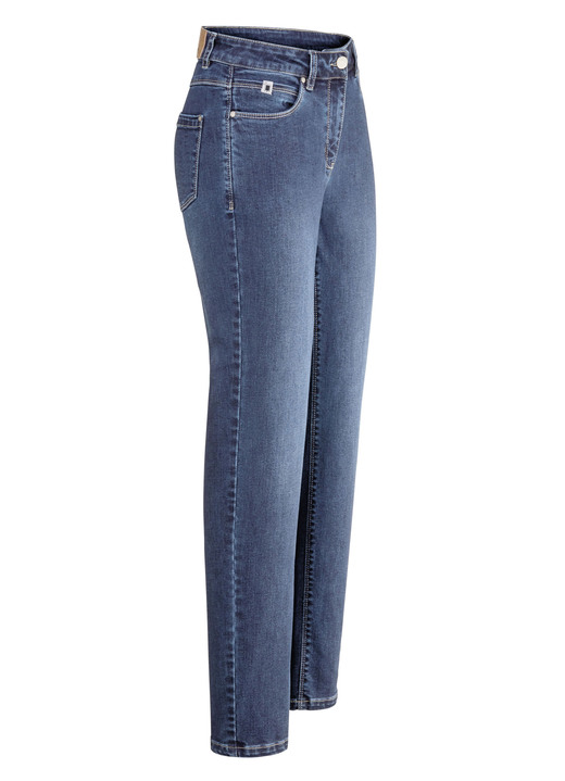 Hosen mit Knopf- und Reissverschluss - Jeans mit praktischer Handytasche Hosen mit Knopf- und Reissverschluss - Jeans mit praktischer Handytasche, in Größe 017 bis 050, in Farbe JEANSBLAU