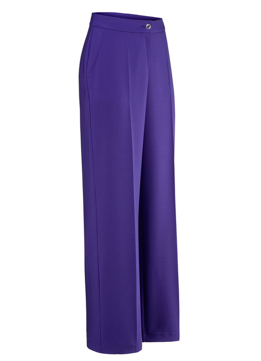 Hosen mit Knopf- und Reissverschluss - Hose in bequemer Weite Hosen mit Knopf- und Reissverschluss - Hose in bequemer Weite, in Größe 018 bis 052, in Farbe ROYALBLAU