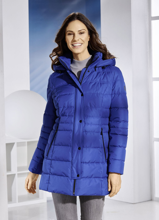 Kurz - Funktionsjacke mit abnehmbarer Kapuze Kurz - Funktionsjacke mit abnehmbarer Kapuze, in Größe 018 bis 052, in Farbe INDIGOBLAU