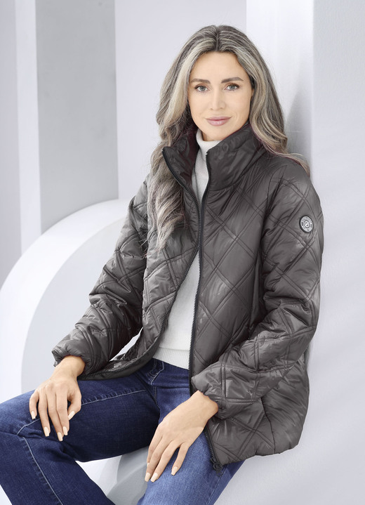 Winterjacken - Jacke mit Reißverschlusstaschen, in Größe 036 bis 052, in Farbe GRAFIT Ansicht 1
