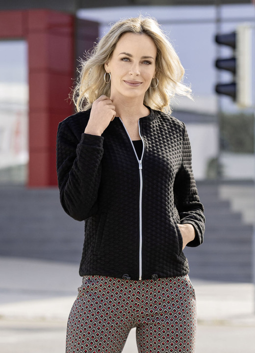 Blusen - Blusenjacke mit Stehkragen, in Größe 034 bis 050, in Farbe SCHWARZ Ansicht 1