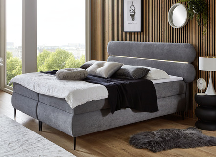 Boxspringbett mit LED-Beleuchtung und Topper
