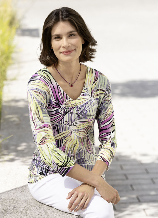 Pullover & Strickmode - Pullover in Feinstrick Pullover & Strickmode - Pullover in Feinstrick, in Größe L(44/46) bis XXL(52/54), in Farbe GRÜN-LILA-MULTICOLOR