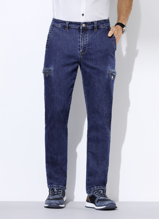 Jeans - Jeans mit Cargotaschen in 2 Farben Jeans - Jeans mit Cargotaschen in 2 Farben, in Größe 024 bis 060, in Farbe JEANSBLAU