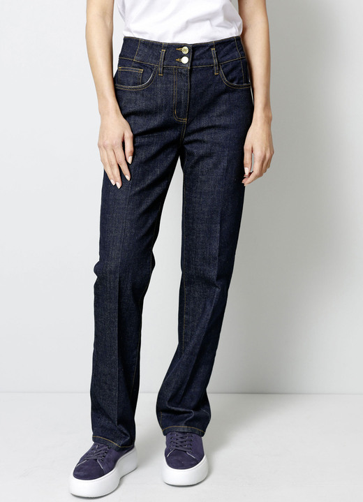Hosen mit Knopf- und Reissverschluss - Jeans in 5-Pocket-Form, in Größe 019 bis 052, in Farbe DUNKELBLAU Ansicht 1