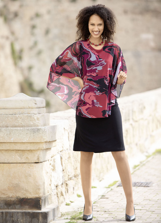 Kleider - Kleid in angesagter Two-in-One-Optik Kleider - Kleid in angesagter Two-in-One-Optik, in Größe 036 bis 052, in Farbe SCHWARZ-ROT-BORDEAUX-BUNT