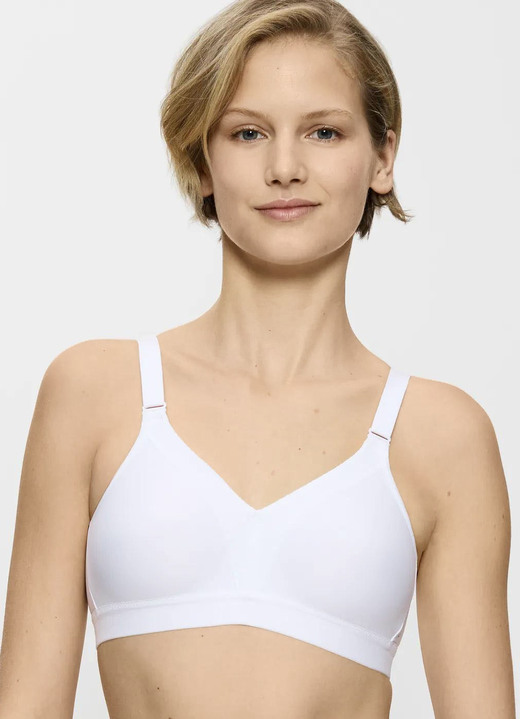 BH ohne Formbügel - Triumph Triaction Wellness Sport-BH für leichte Beanspruchung, in Größe 075 bis 095, in Cup D, in Farbe WEISS Ansicht 1
