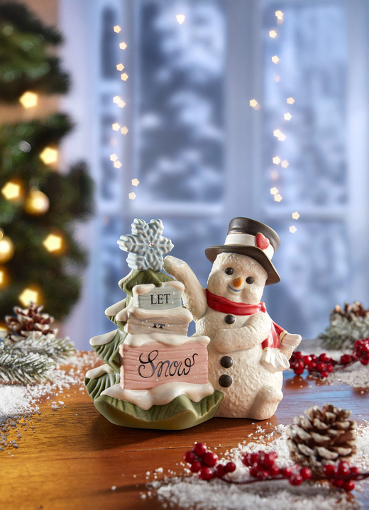 Goebel-Figuren - Schneemann mit Tannenbaum, in Farbe WEISS-GRÜN-ROT
