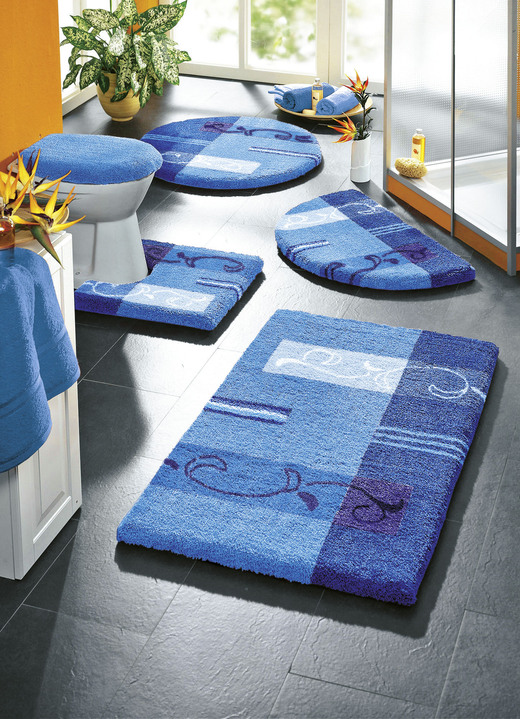 Badgarnituren - «GRUND» Badgarnitur in verschiedenen Farben, in Größe 100 (Vorleger halbrund, 50/ 80 cm) bis 112 (Deckelbezug mit Kordel, 47/ 50 cm), in Farbe BLAU Ansicht 1