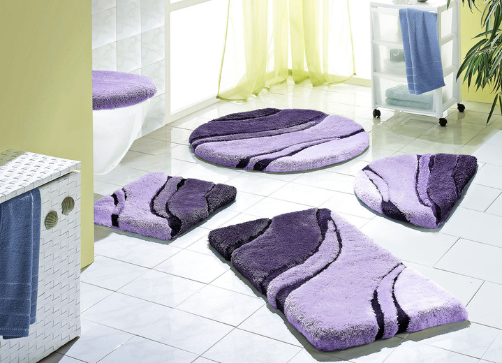 Kleine Wolke - «Kleine Wolke» Badgarnitur in verschiedenen Farben, in Größe 100 (Vorleger halbrund, 50/ 80 cm bis 112 (WC-Deckelbezug mit Kordel, 47/ 50 cm)), in Farbe LILA Ansicht 1