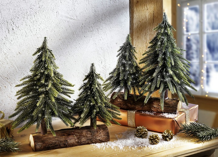 Weihnachten - Tannenbäume auf Baumstamm, in Farbe SILBER
