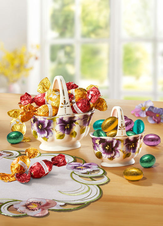 Oster-Geschenkideen - Gefüllte Porzellankörbchen, 2er-Set, in Farbe