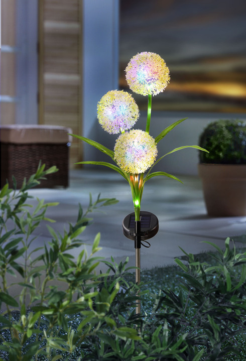 Gartenbeleuchtung - LED-Leuchte mit 3 Kugelblüten, in Farbe BUNT