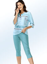 Pyjama mit 3/4-langen Ärmeln und wadenlanger Hose AQUA-BUNT
