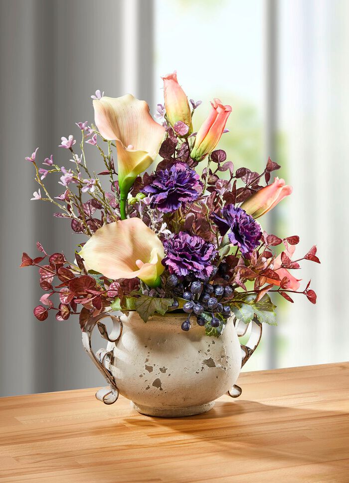 Calla-Gesteck im Henkeltopf 