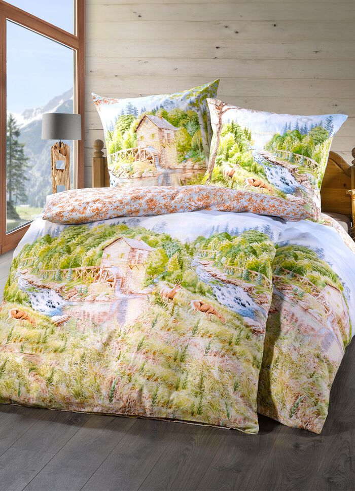 Beidseitig bedruckte Bettw&auml;sche-Garnitur mit Landschaftsmotiv 