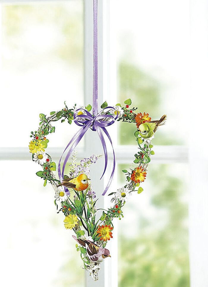 Weidenherz aus Kunst- und Textilmaterial 