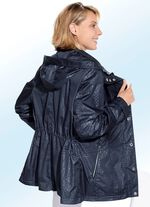 Jacke mit Raubtierfell-Dessin 