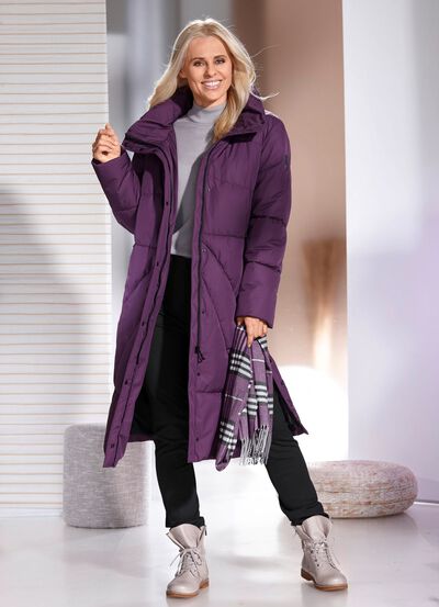 Funktionsmantel mit verstaubarer Kapuze 