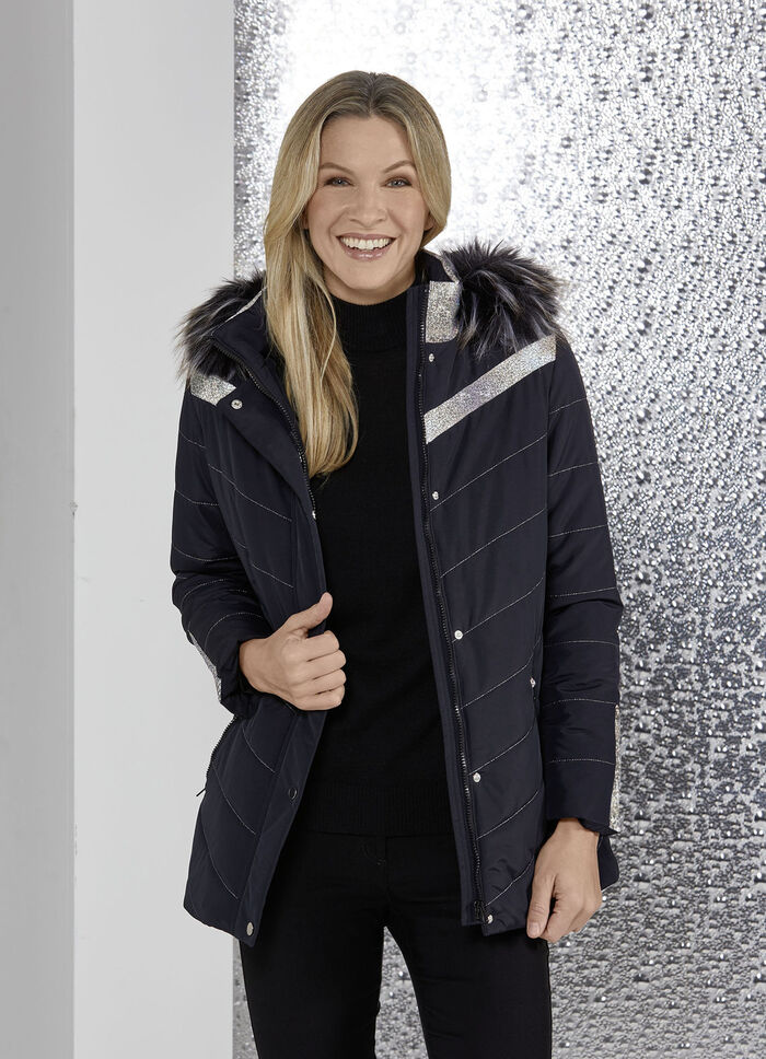 Jacke mit silberfarbenen Ziernähten 