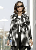 Strickmantel in hochwertigem Jacquard 