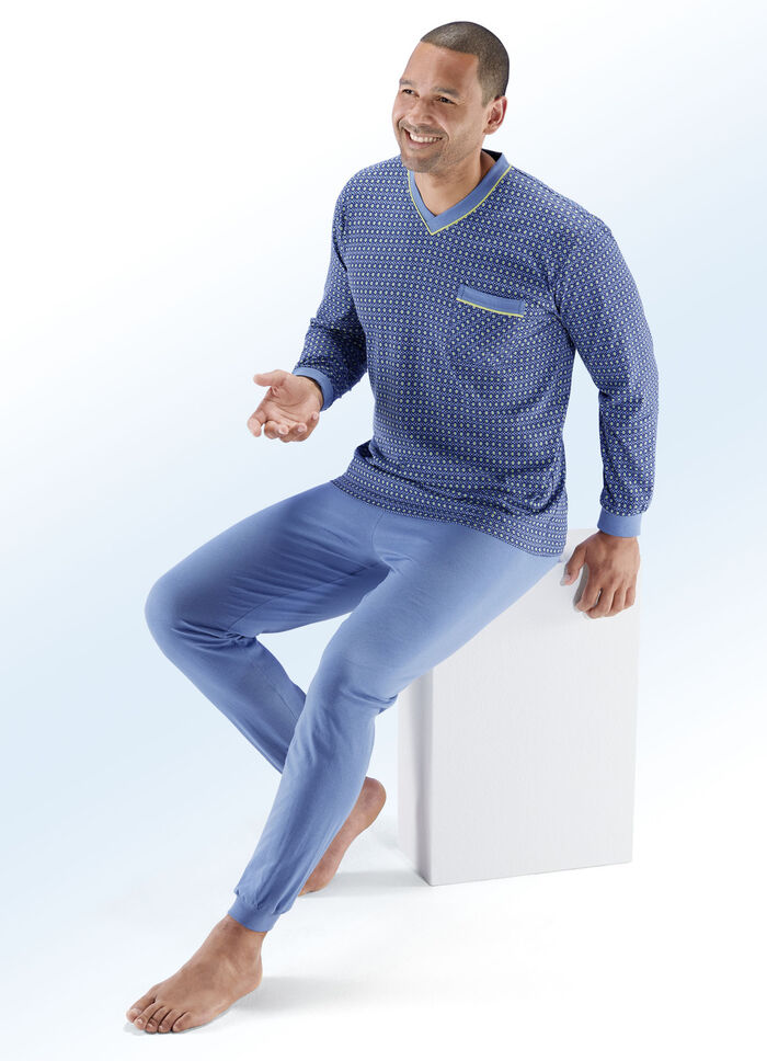 Pyjama mit V-Ausschnitt, Brusttasche und Alloverdessin