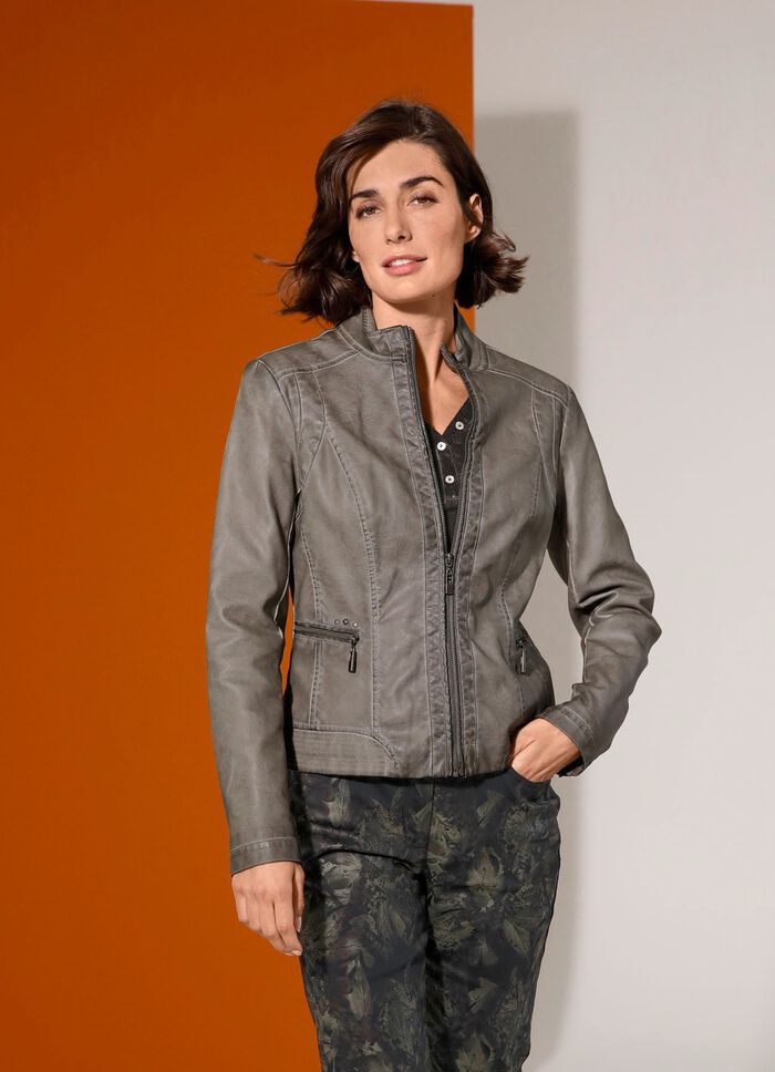 Blazer mit dezenter Nietenzer 