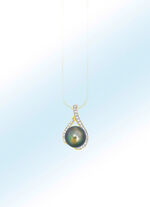 Anhänger mit Tahiti-Zuchtperle und Diamanten 