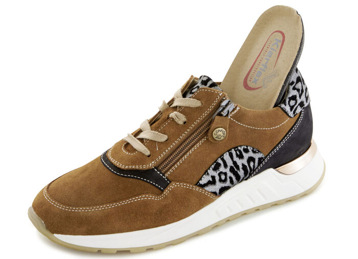 Schnürschuh mit Raubtier-Prägung COGNAC