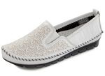 Gemini Mokassin-Slipper mit Zierpr&auml;gung WEISS
