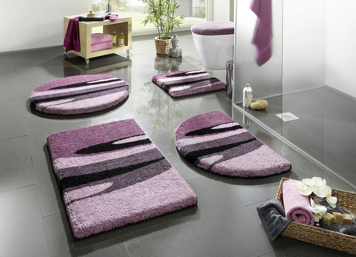 «Grund» Badgarnitur in verschiedenen Farben BEERE