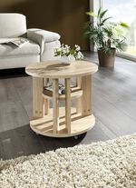 Couchtisch mit 2 Ablagefl&auml;chen und 4 Rollen 