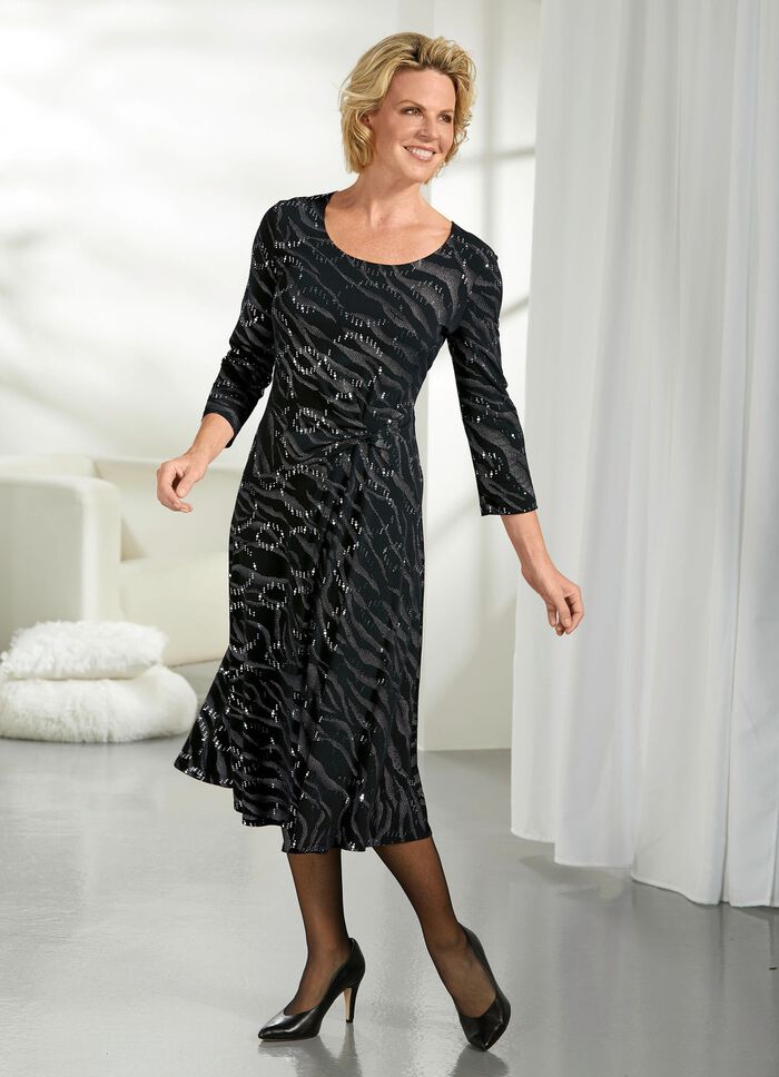 Kleid mit raffinierter Knotenoptik 