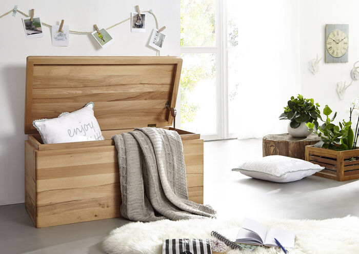 Truhe aus geöltem Massivholz KERNBUCHE