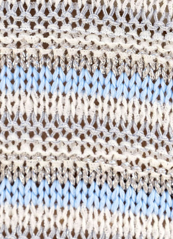 Pullover aus edlem Bändchengarn 