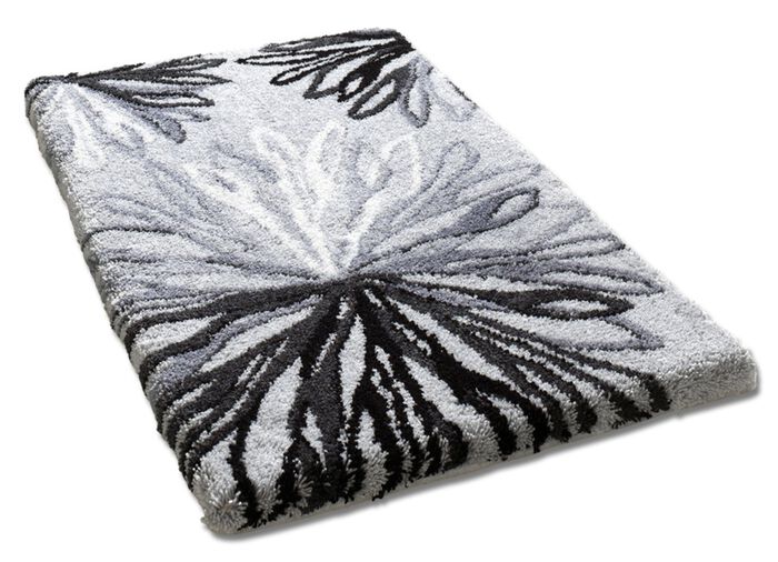 &laquo;Grund&raquo; Badgarnitur in verschiedenen Farben GRAU