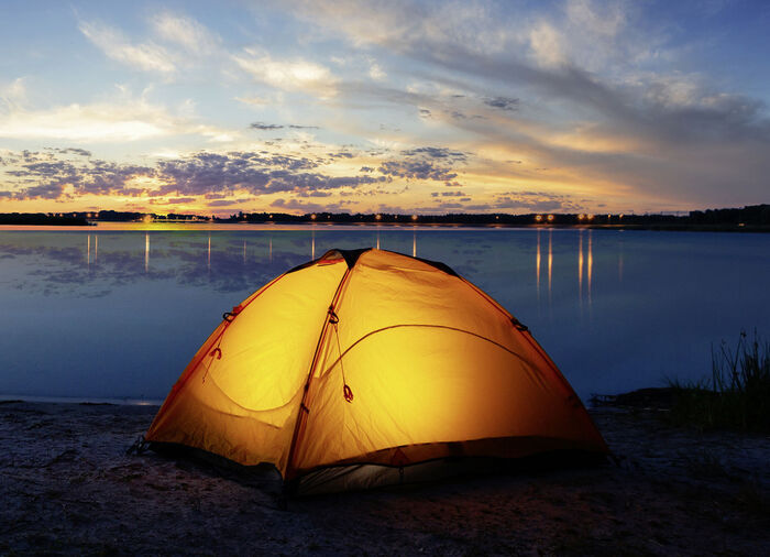 Solar-Lampe mit integriertem FM-Radio 