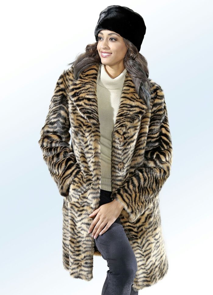 Kurzmantel mit Raubtierfell-Dessin 