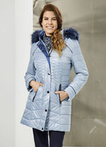 Longjacke mit jeansblauem Zierstepp 