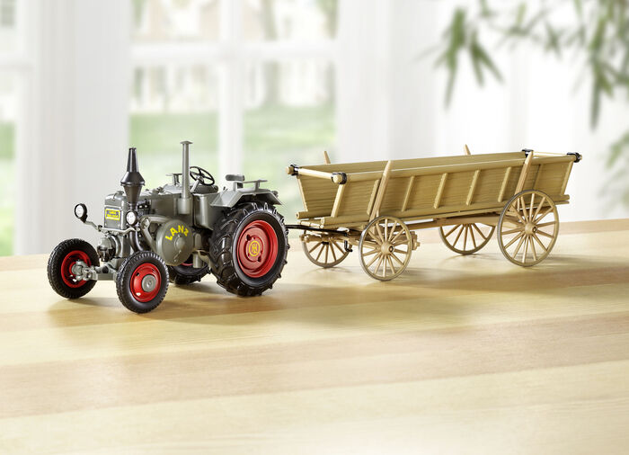 Lanz Bulldog mit Leiterwagen von Schuco 
