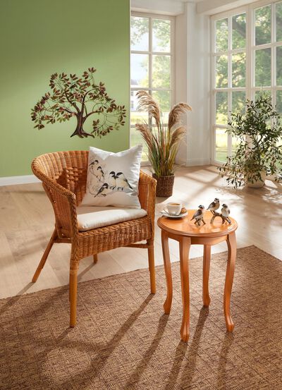 Teilmassiver Beistelltisch 