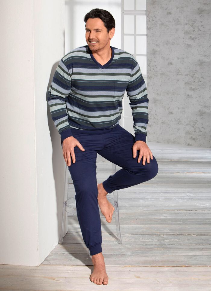 Pyjama mit B&uuml;ndchenabschl&uuml;ssen, V-Ausschnitt und garngef&auml;rbtem Ringeldessin 