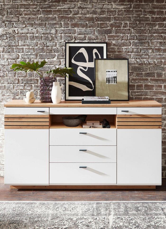 Sideboard mit Softclose-Funktion 