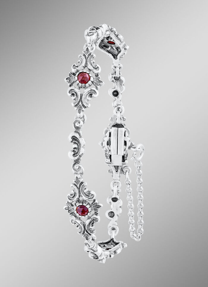 Armband im Antik-Design 