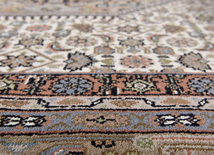 Handgetuftete Brücken und Teppiche aus 100% Schurwolle BEIGE