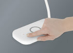 Moderne LED-Tischlampe 