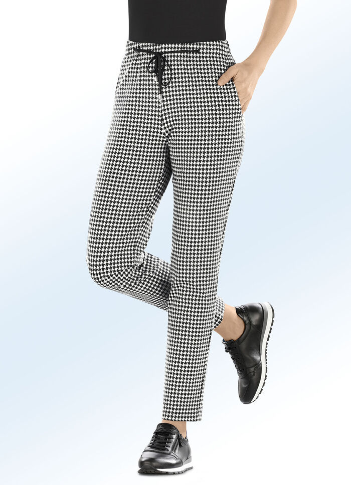 Hose im aktuellen Joggpant-Style SCHWARZ-ECRU