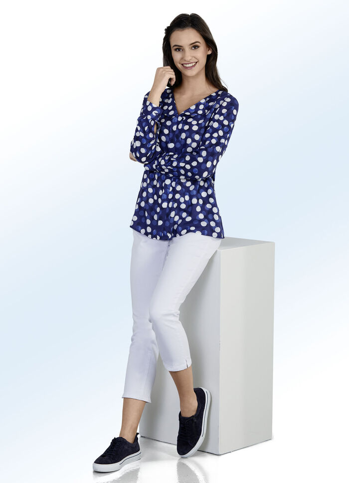 Tunika mit aparter Kragenlösung 