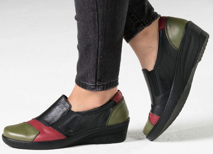 Gemini Slipper mit seitlichen Gummiz&uuml;gen 